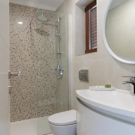 Barbara Ii - Luxury With Balcony Vendégház Zára