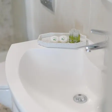 ゲストハウス Barbara Ii - Luxury With Balcony ザダル