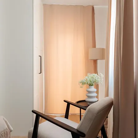 Barbara Ii - Luxury With Balcony Pensión 3*
