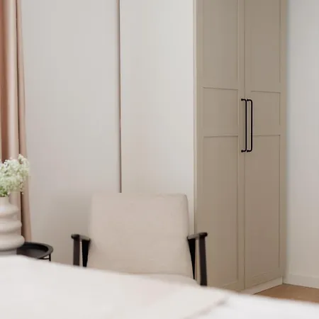 Barbara Ii - Luxury With Balcony Penzion